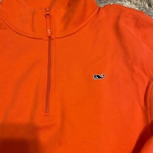 Vineyard vines pullover sweater